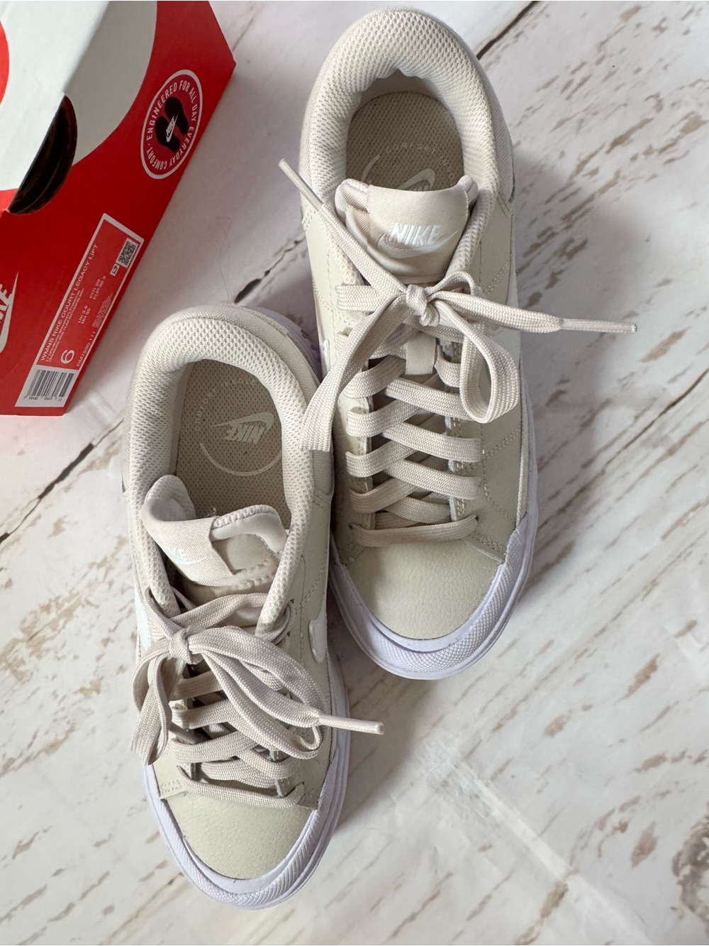 Nike court legacy lift Platform Sneakers in Light Beige/White - Picture 2 of 8